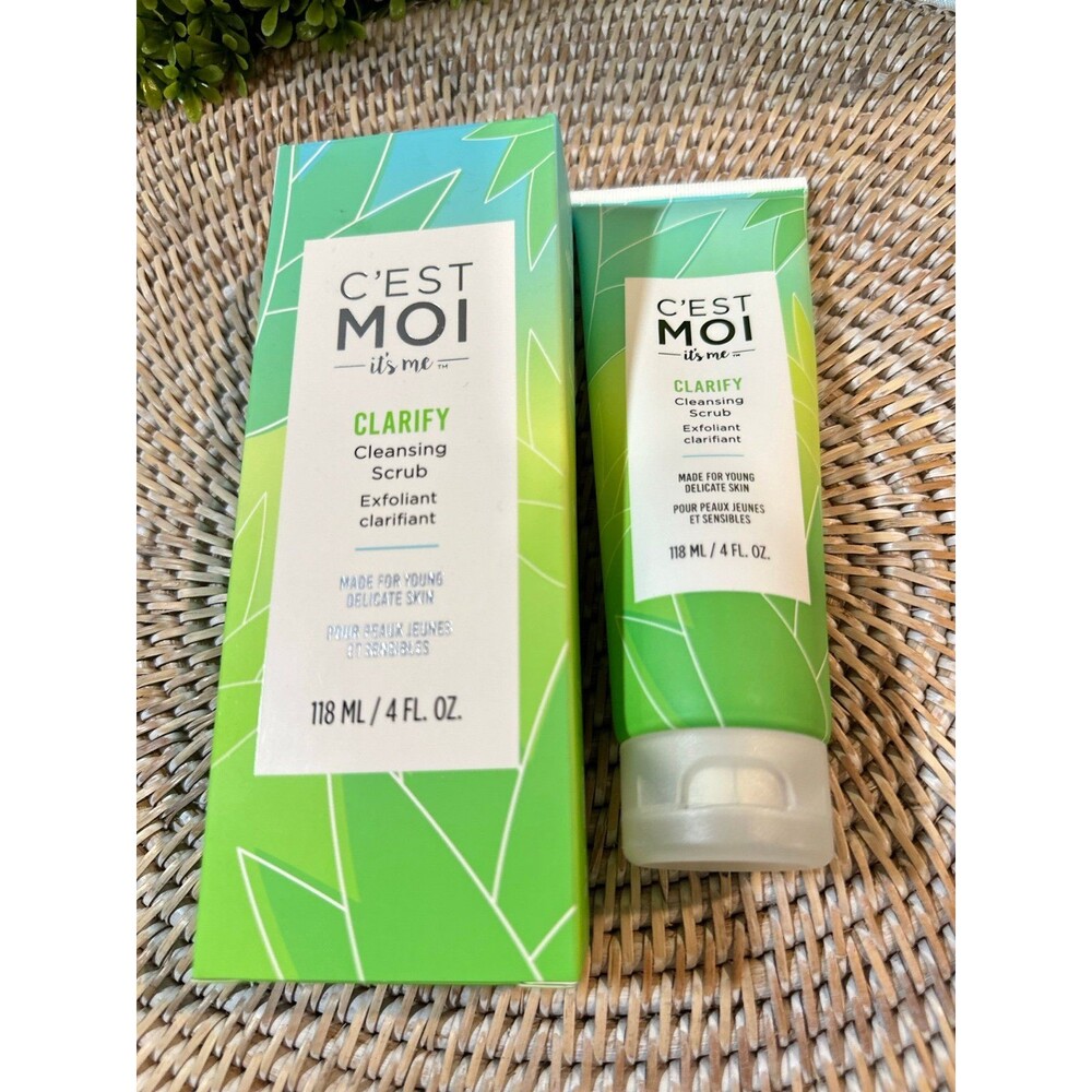 C'est Moi Clarify Cleansing Scrub | Gentle Facial Cleanser, Exfoliating Scrub.